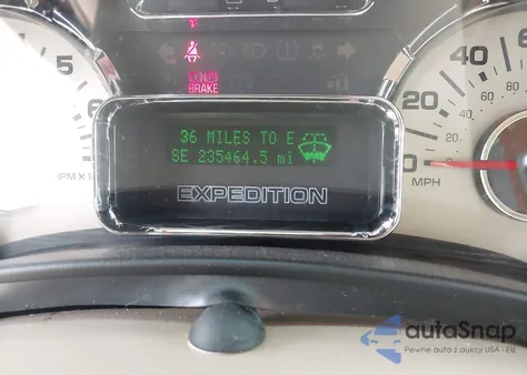 2010 Ford Expedition Eddie Bauer/King Ranch z USA, uszkodzony, nr VIN 1FMJU1J5XAEA20541